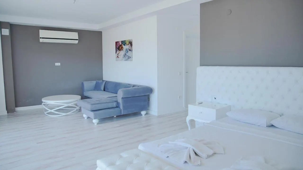 Oezel Bahceli Villa Kusadasi Turkey